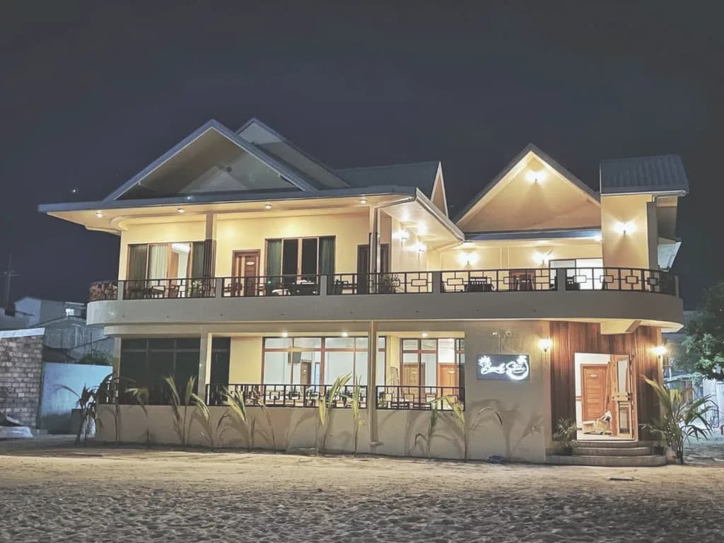 Gulhi — beach