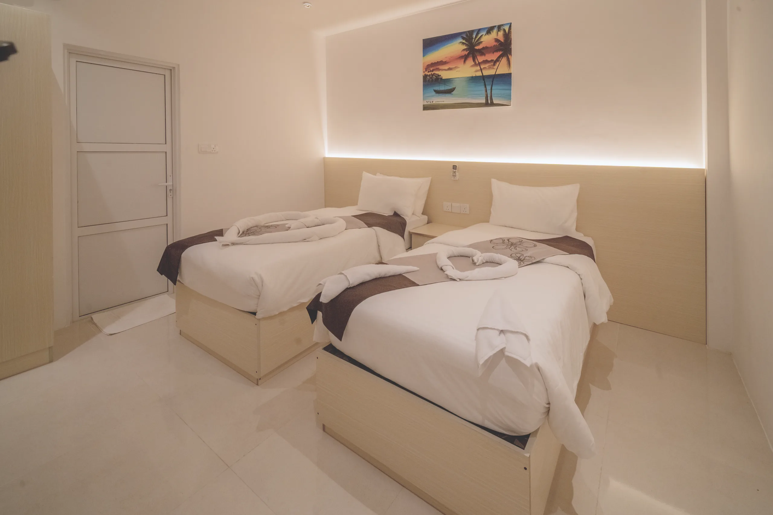 Vilu Himmafushi — Standard Twin Room