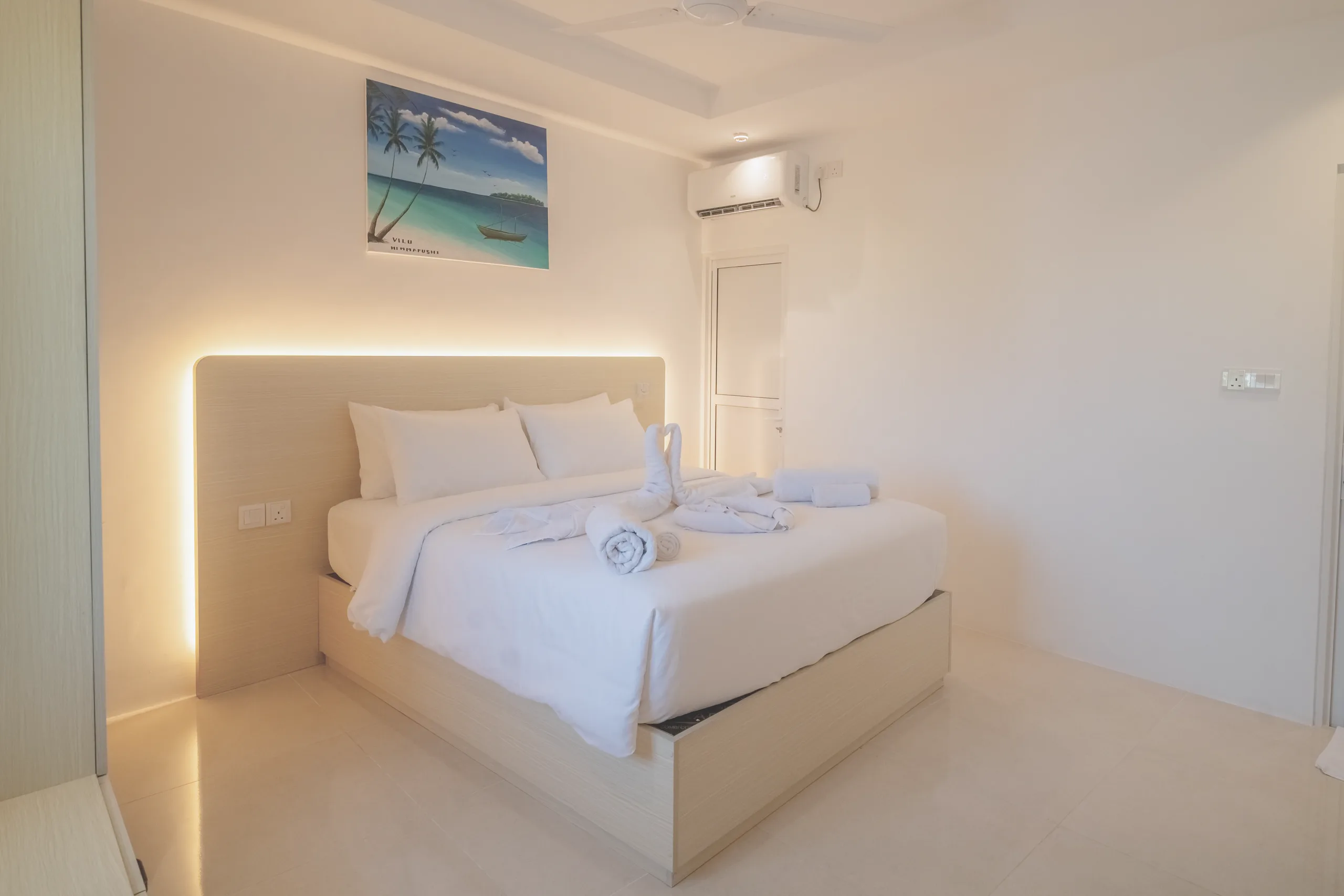 Vilu Himmafushi — Superior Double Room